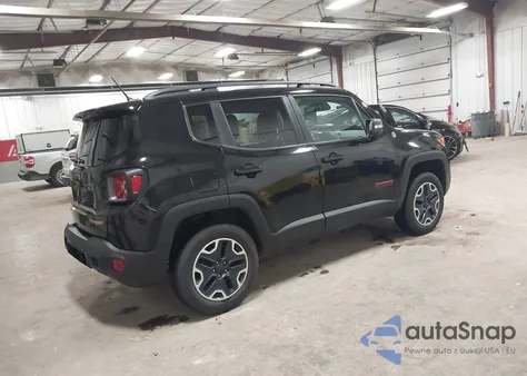 2017 Jeep Renegade Trailhawk 4X4 from USA, damaged, VIN ZACCJBCB0HPF85946